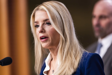 Comparecencia de fiscal general Bondi ante Congreso de EE. UU. se torna tensa por manejo del caso Epstein