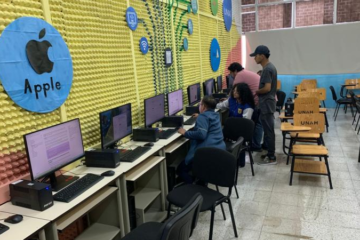 UNAH desarrolla supercomputadora con inteligencia artificial para matemáticas en Comayagua