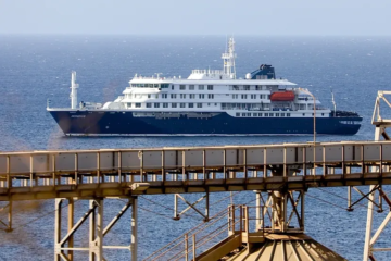 Canarias evalúa atraque de crucero con brote de hantavirus en medio de tensiones con el Gobierno español