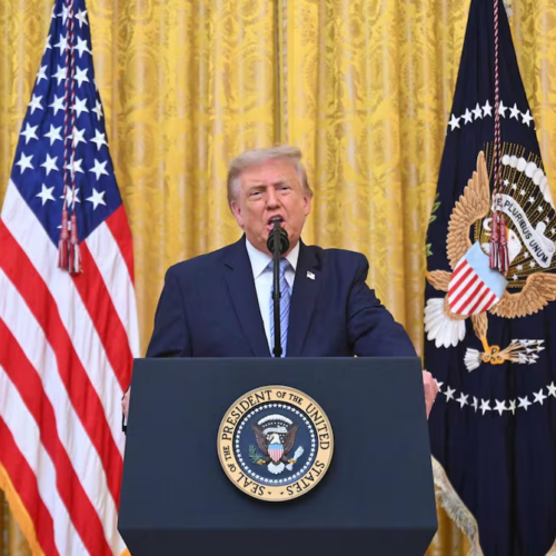 Trump afirma que análisis de la CIA revela plan de Maduro para alterar elecciones de 2017