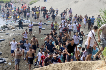 Una ONG cifra en 141 los fallecidos en la crisis de Ceuta, 63 de ellos en Marruecos