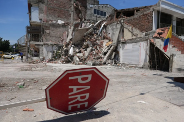 Colombia eleva a 319 el número de fallecidos por el terremoto de magnitud 7,4