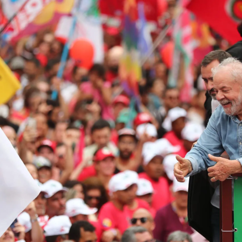 «Amor por los pobres»: la sólida popularidad de Lula en el noreste de Brasil